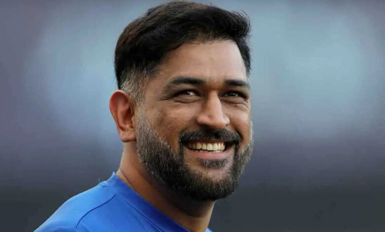 Dhoni's career has been sinking ever since he retired, now he has not even got a place in the T-20 World Cup team