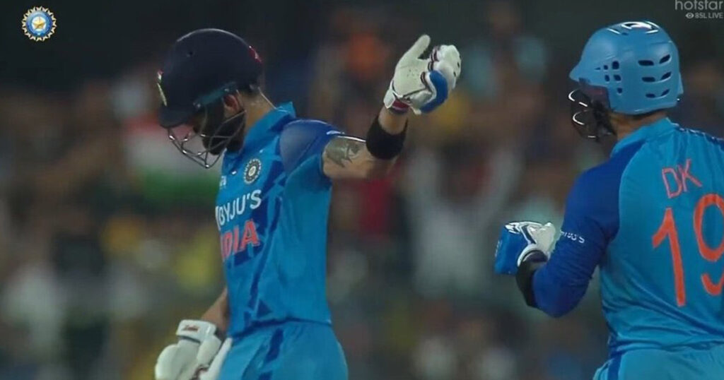 Virat'S Feat Of Making The Team'S Score More Important Than His Own Half-Century Went Viral