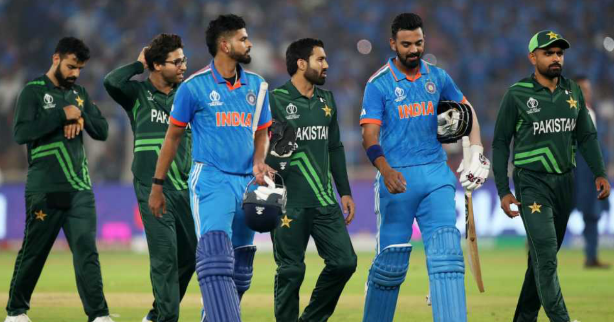 Indian Cricket Team And Pakistan Cricket Team 3, , World Cup 2023: ভারতের বিরুদ্ধে খেলতে গেলে পাকিস্তানকে এই শর্তগুলো করতে হবে পূরণ, নাহলে পাকা করাচির টিকিট !!